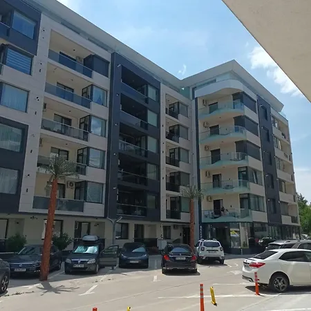 Clausstudio Promenada Mamaia Nord Apartment *